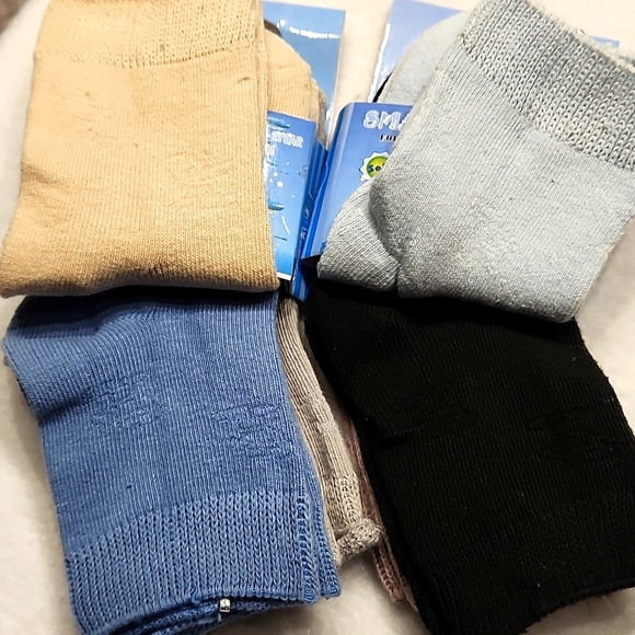 L1 BOYS NEW 6 PAIRS OF SOCKS ASSORTED COLORS BY SMARTSET FOR BABY BOYS SIZE 12M. - Picture 5 of 7